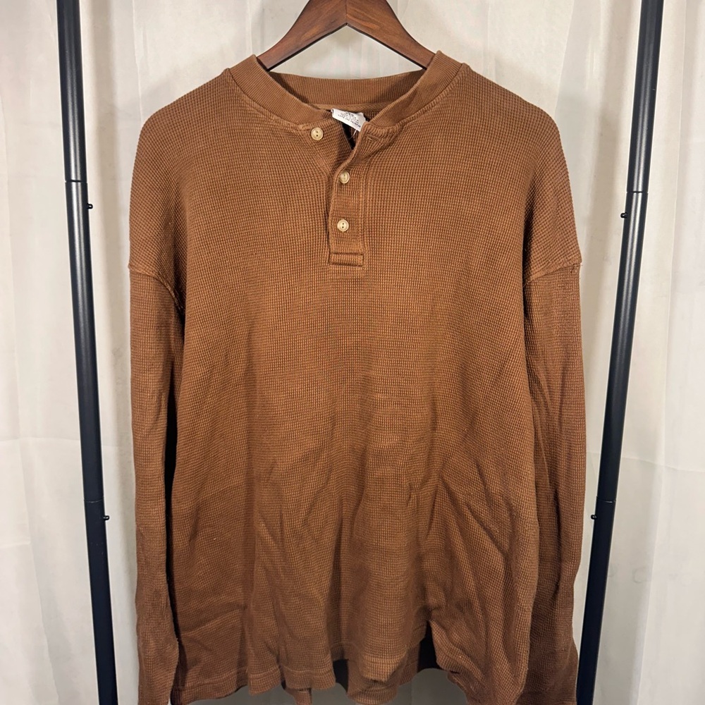 Cabela's Men's Long Sleeve Brown Henley Shirt